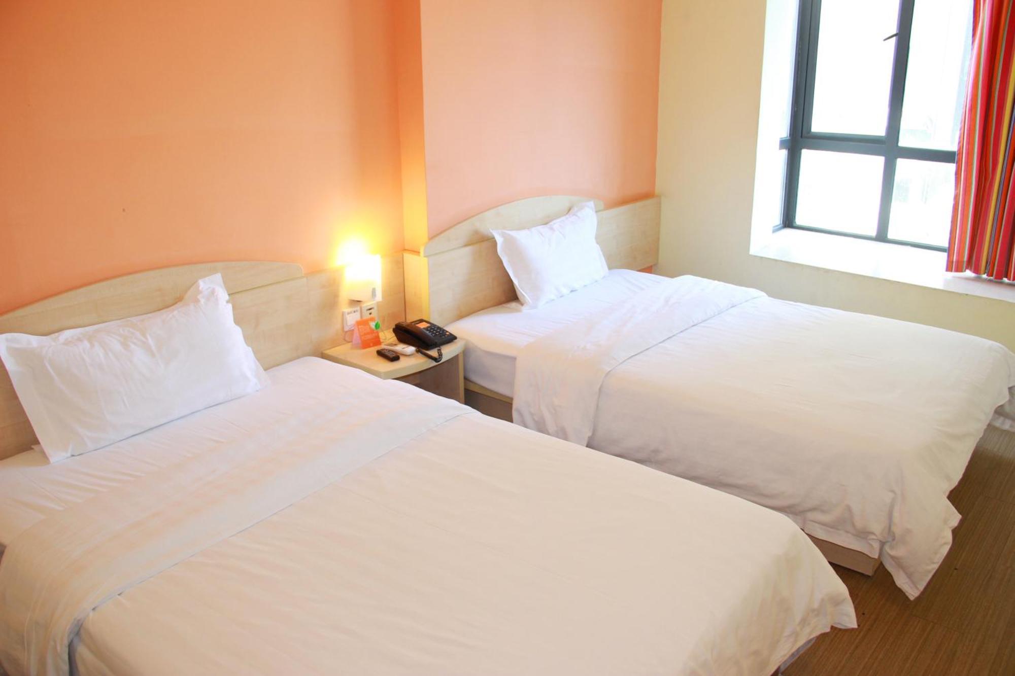 7Days Inn Guangzhou South Railway Station Huijiang Subway Station Luaran gambar
