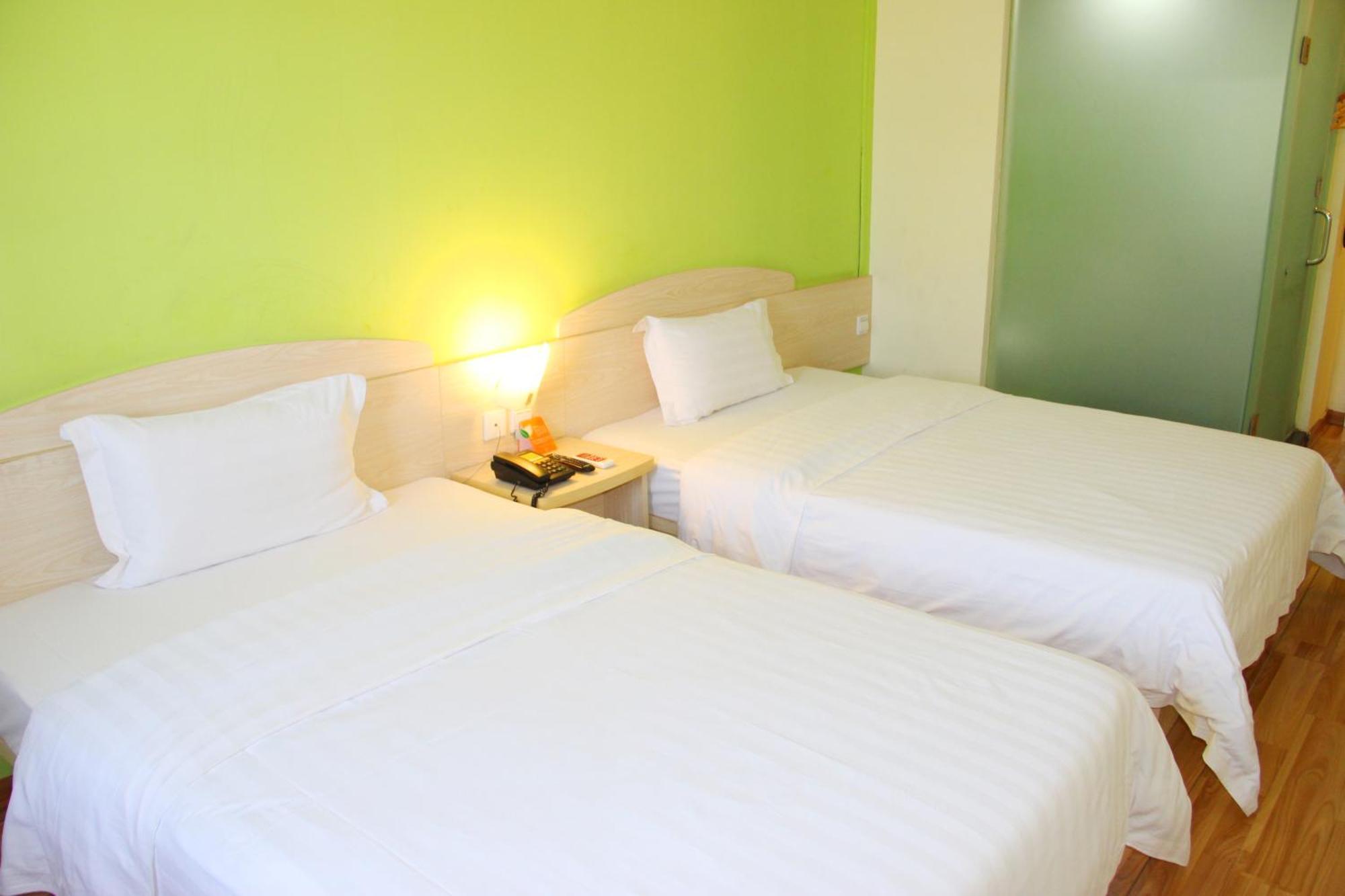 7Days Inn Guangzhou South Railway Station Huijiang Subway Station Luaran gambar