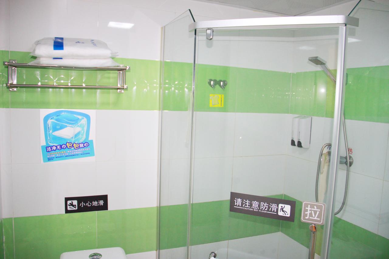 7Days Inn Guangzhou South Railway Station Huijiang Subway Station Luaran gambar